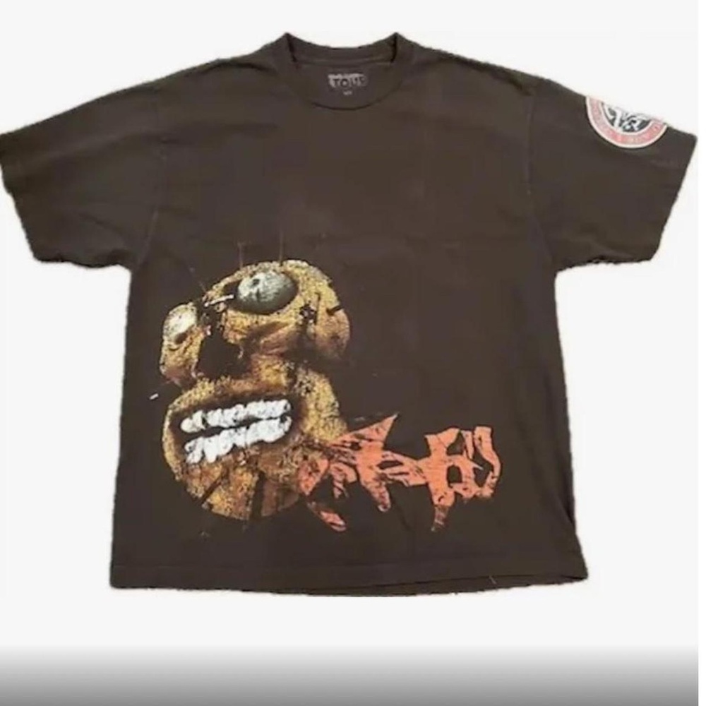 Travis Scott brown tshirt